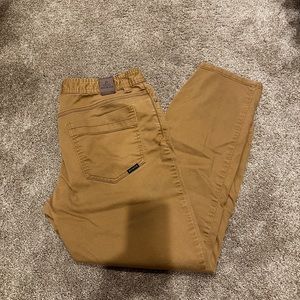 Mens Prana Bridger Jean, 34X30 Great Condition. Highly sought after style.